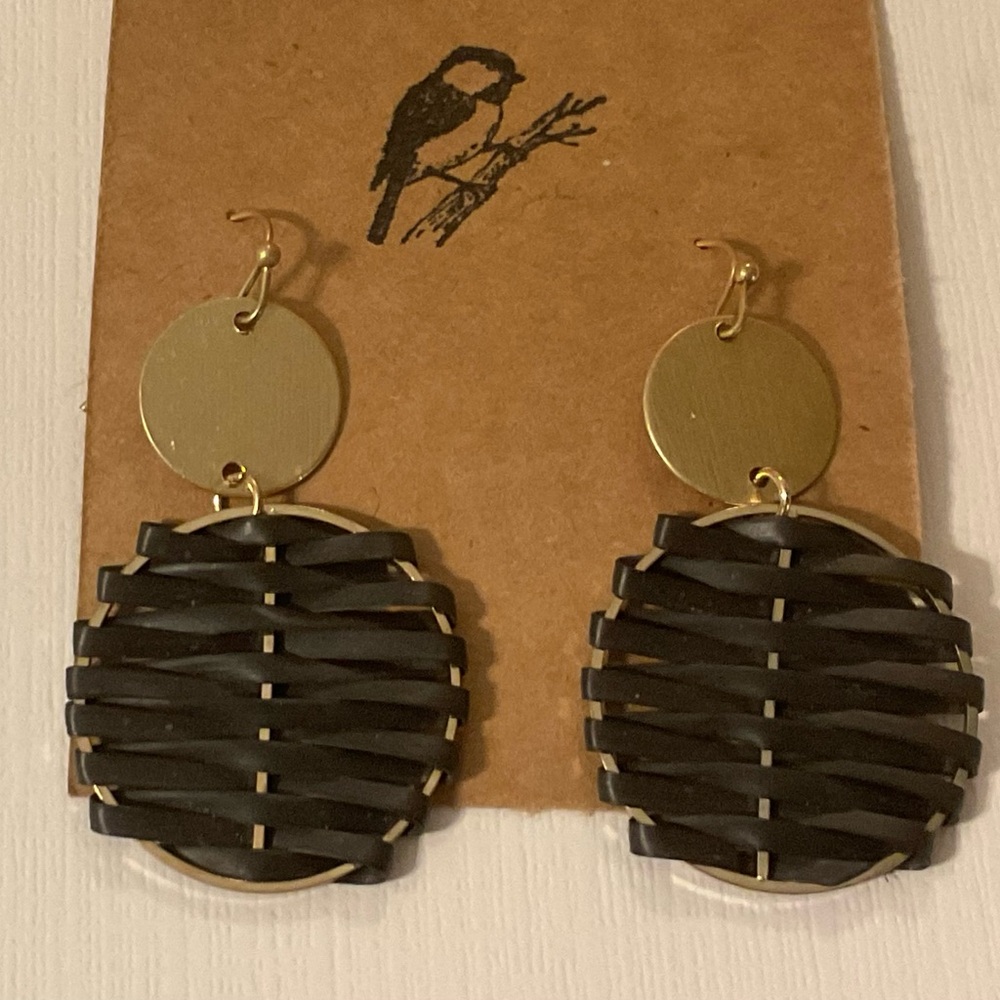 Elegant Black and Gold Earrings